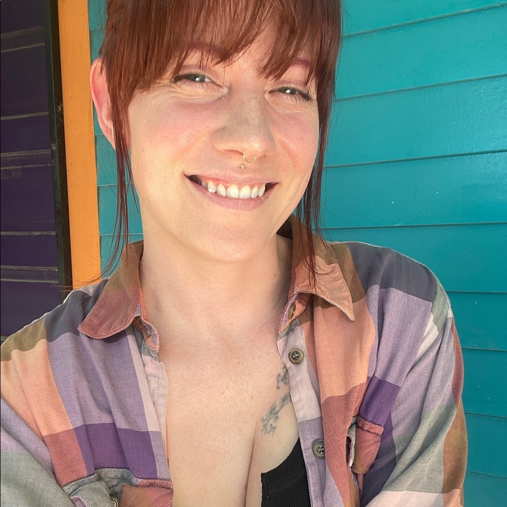 Meet your Posher, Rainy